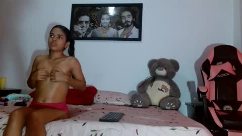 Snapshot of karolsweetvagi chatting on 03/14/26, 06:57 karol online show from 03/14/26, 06:57