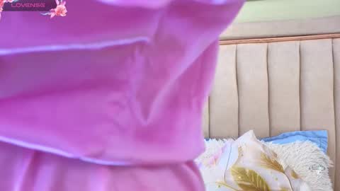 karoly online show from 12/05/25, 04:54