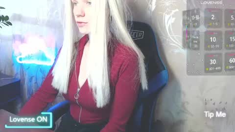 Caroline Fox online show from 04/16/26, 09:21