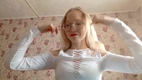 Snapshot of karoncabeza chatting on 02/26/26, 07:18 Sara online show from 02/26/26, 07:18