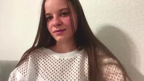 Snapshot of karongene chatting on 03/15/26, 04:13 Lia online show from 03/15/26, 04:13