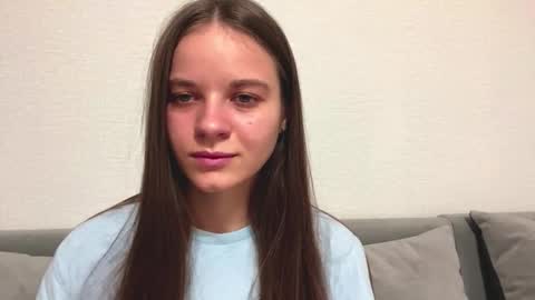 Snapshot of karongene chatting on 03/17/26, 04:21 Lia online show from 03/17/26, 04:21