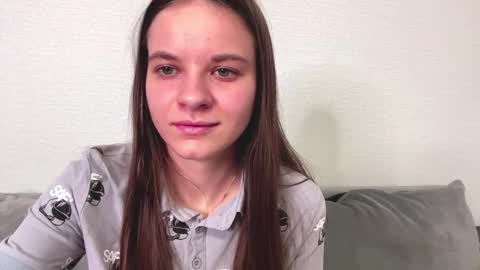 Snapshot of karongene chatting on 03/20/26, 04:12 Lia online show from 03/20/26, 04:12