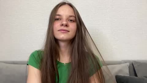 Snapshot of karongene chatting on 04/05/26, 04:04 Lia online show from 04/05/26, 04:04