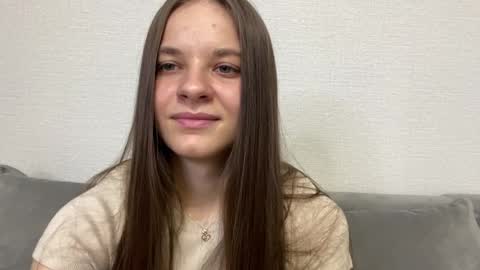 Snapshot of karongene chatting on 04/08/26, 04:07 Lia online show from 04/08/26, 04:07