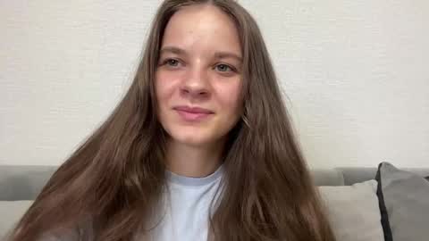 Snapshot of karongene chatting on 04/12/26, 04:01 Lia online show from 04/12/26, 04:01