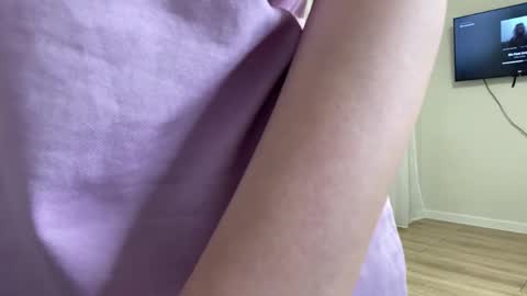 Snapshot of karongene chatting on 04/16/26, 09:39 Lia online show from 04/16/26, 09:39