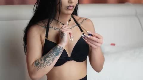 Snapshot of karsynjayde chatting on 12/14/25, 07:18 Karsyn online show from 12/14/25, 07:18