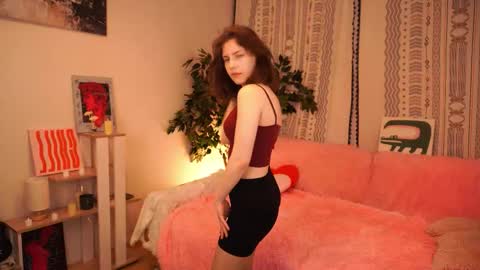 Snapshot of karylschoening chatting on 11/21/25, 07:51 Sky online show from 11/21/25, 07:51