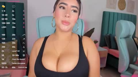 Snapshot of kaseythompson chatting on 12/14/25, 04:29 kaseythompson online show from 12/14/25, 04:29