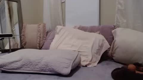 Snapshot of kashmoniy chatting on 03/12/25, 01:58 kashmoniy online show from 03/12/25, 01:58