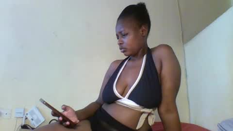 Snapshot of kashy_ chatting on 07/08/26, 12:31 kashy_ online show from 07/08/26, 12:31