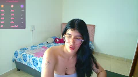 Snapshot of kassandra_0304 chatting on 03/29/26, 12:32 Kassandra online show from 03/29/26, 12:32
