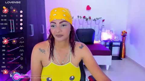 Snapshot of kassandra____ chatting on 10/27/25, 08:46 Kassandra online show from 10/27/25, 08:46