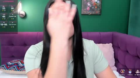 Snapshot of kassandra__grey chatting on 01/21/25, 12:57 Kassandra 3 online show from 01/21/25, 12:57