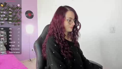 Snapshot of kassandra_james chatting on 01/07/25, 05:31 kassandra james online show from 01/07/25, 05:31