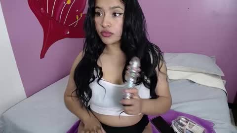 Kassandraa     online show from 11/10/25, 12:26