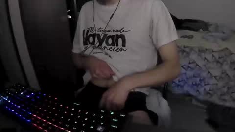 Snapshot of kassey12 chatting on 01/28/25, 04:18 AndyFuck online show from 01/28/25, 04:18