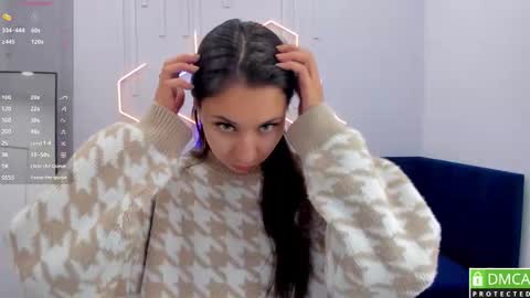 Snapshot of kat__cat chatting on 09/14/25, 01:54 kat__cat online show from 09/14/25, 01:54