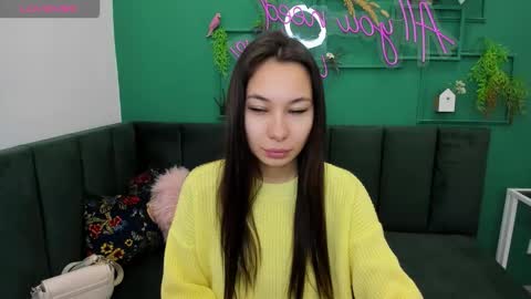 Snapshot of kat__cat chatting on 10/13/25, 03:06 kat__cat online show from 10/13/25, 03:06