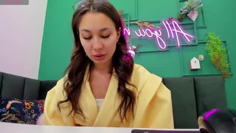 Snapshot of kat__cat chatting on 03/30/26, 02:01 kat__cat online show from 03/30/26, 02:01