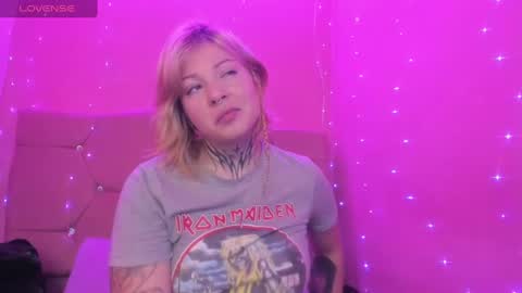 Snapshot of kat_cirice18 chatting on 03/08/25, 03:56 kat_cirice18 online show from 03/08/25, 03:56