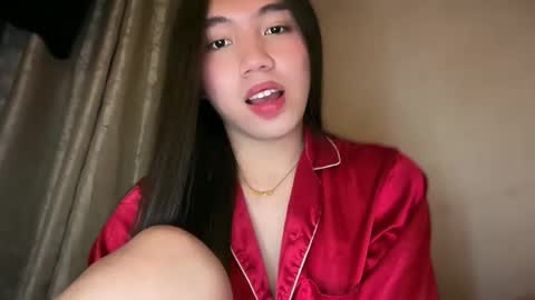 Snapshot of kat_hollandx chatting on 03/10/26, 06:57 Majesty online show from 03/10/26, 06:57