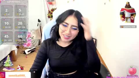 Kat       online show from 12/19/24, 10:00