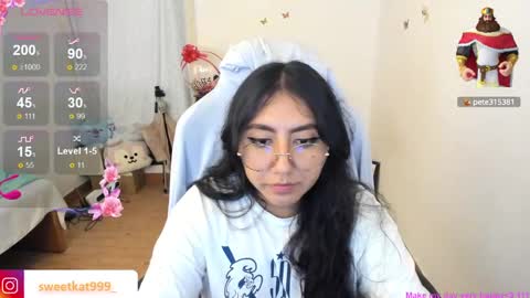 Kat       online show from 01/29/25, 03:58