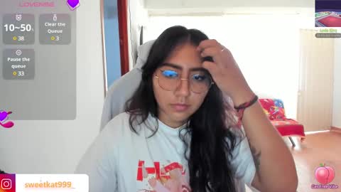 Kat       online show from 03/10/25, 05:07