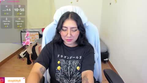 Kat       online show from 10/12/25, 03:49