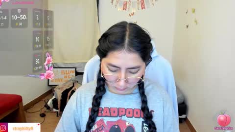 Kat       online show from 11/21/25, 01:54