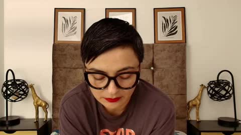 kat paradisse online show from 09/21/25, 07:37