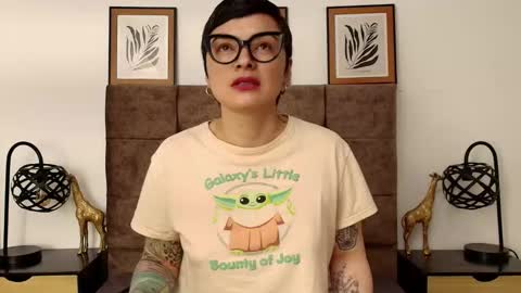 kat paradisse online show from 09/27/25, 07:41