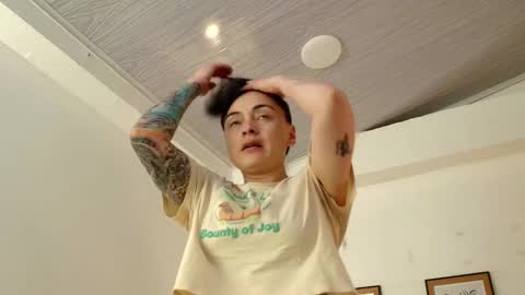 kat paradisse online show from 02/18/26, 11:50