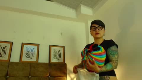 Snapshot of kat_paradisse chatting on 03/19/26, 11:36 kat paradisse online show from 03/19/26, 11:36