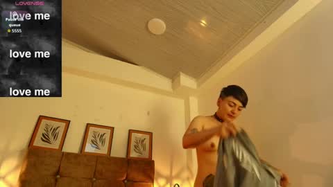 Snapshot of kat_paradisse chatting on 04/02/26, 11:52 kat paradisse online show from 04/02/26, 11:52