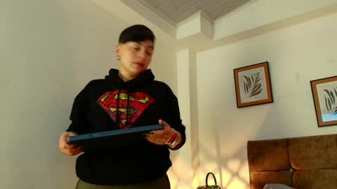 Snapshot of kat_paradisse chatting on 04/14/26, 11:27 kat paradisse online show from 04/14/26, 11:27