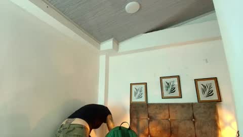 Snapshot of kat_paradisse chatting on 05/12/26, 11:51 kat paradisse online show from 05/12/26, 11:51