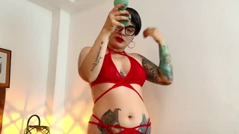 Snapshot of kat_paradisse chatting on 06/03/26, 02:33 kat paradisse online show from 06/03/26, 02:33