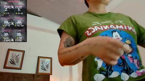 Snapshot of kat_paradisse chatting on 06/06/26, 12:43 kat paradisse online show from 06/06/26, 12:43