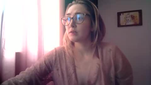 Snapshot of kat_pp chatting on 01/07/25, 06:24 Kati online show from 01/07/25, 06:24