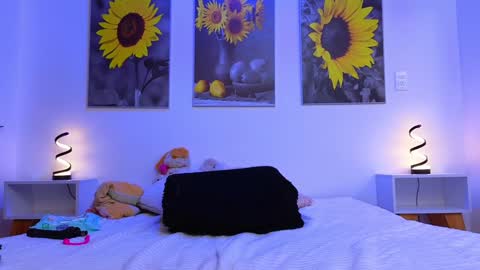 Katalina online show from 12/16/24, 11:07