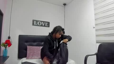 Snapshot of katalella___murillo chatting on 03/13/26, 10:44 katalella online show from 03/13/26, 10:44