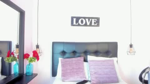 Snapshot of katalella___murillo chatting on 04/17/26, 11:46 katalella online show from 04/17/26, 11:46