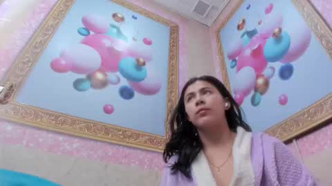 Snapshot of katalellastarr chatting on 10/17/25, 01:14 KatalellaStarr online show from 10/17/25, 01:14