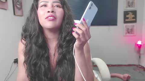 Snapshot of kataley4 chatting on 02/12/25, 02:14 kataley4 online show from 02/12/25, 02:14