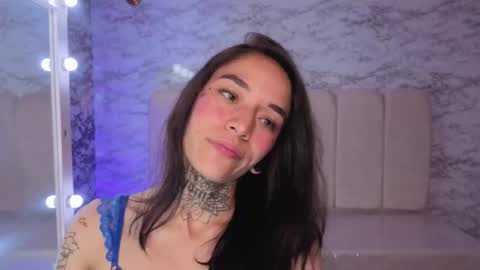 kataleya_t online show from 10/15/25, 04:01