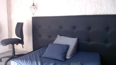 Katalina online show from 11/09/25, 01:09