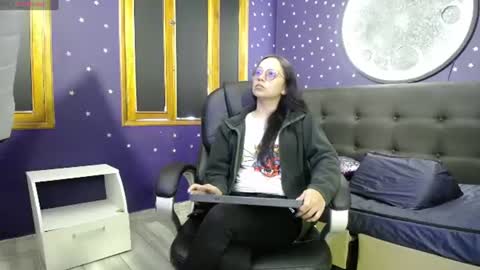 Katalina online show from 06/19/26, 03:16